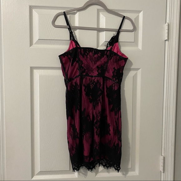 Superdown Pink Black Lace Overlay Bustier Dress Sz M NWT - Picture 5 of 7